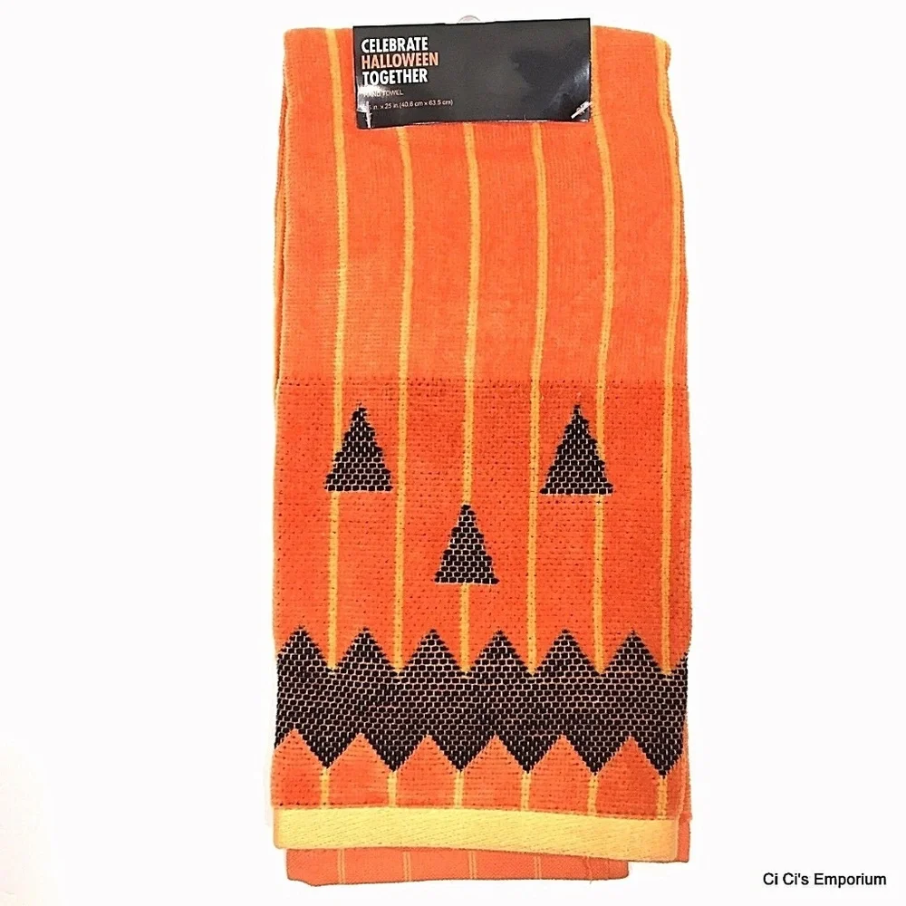 Jack 'O Lantern Halloween Hand Towel Orange Black Pumpkin